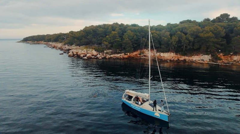 Lérins Islands Sailing Discovery, snorkeling and paddle SUP - Should you book the Lérins Islands sailing experience?