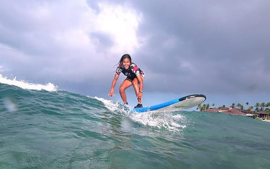 Lima: Surf Class - Perfect Wave for Beginners and Advanced - Why small-group teaching matters in the water