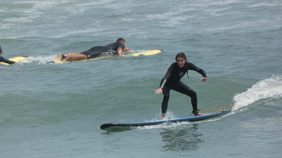 Lima: Surf Class with Equipment and Instructor - What to bring and how to prepare
