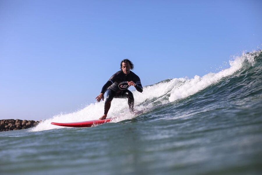 Lisbon: Capafórnia Surf Experience - Friendly coaching is the main strength