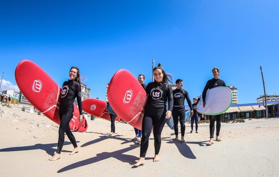 Lisbon: Capafórnia Surf Experience - Who will enjoy this experience most