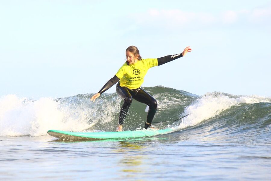 Lisbon: Guided Surfing Tour & Lessons - Language and communication details to check