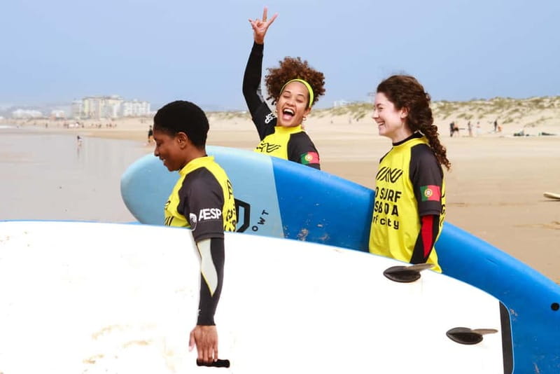 Lisbon: The Surf Instructor - surf lessons with transfer - How the group setup works for families
