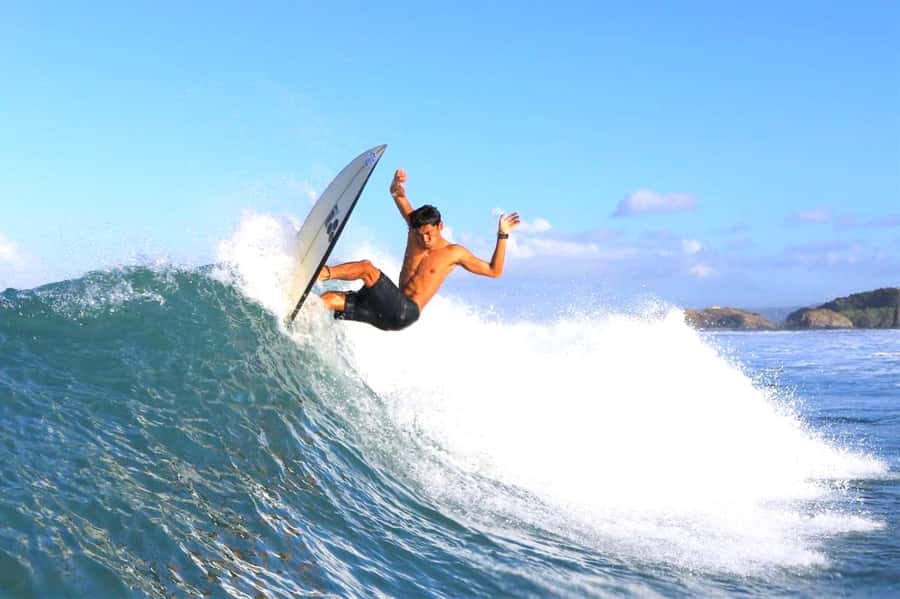 Lombok Epic: Exclusive Surfing, Beaches, and Sunset Hills - Key points to know before booking