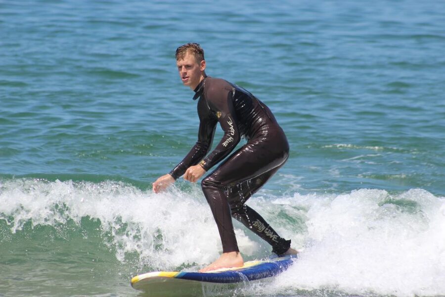 Los Angeles: Private Surfing Lesson - Why a Private Lesson Makes Sense in Los Angeles