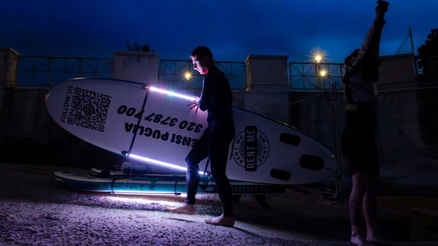 LUZ Sunset in SUP with Aperitif and light show - When the SUPs switch on