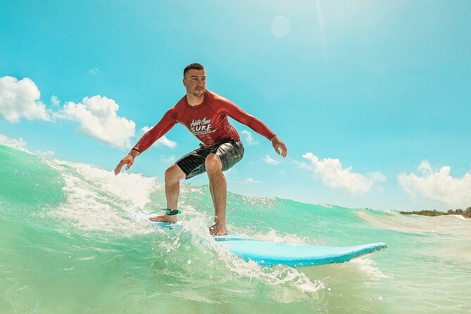 Macao Beach Private Surf Lessons - The quick beach briefing before you paddle out