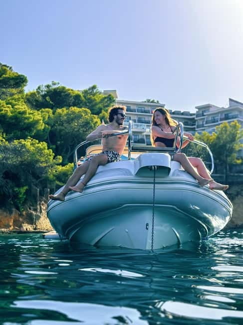 Mallorca: Private Watersports Boat. LUNCH Drinks SUP, Tubing - Who should book this boat trip?