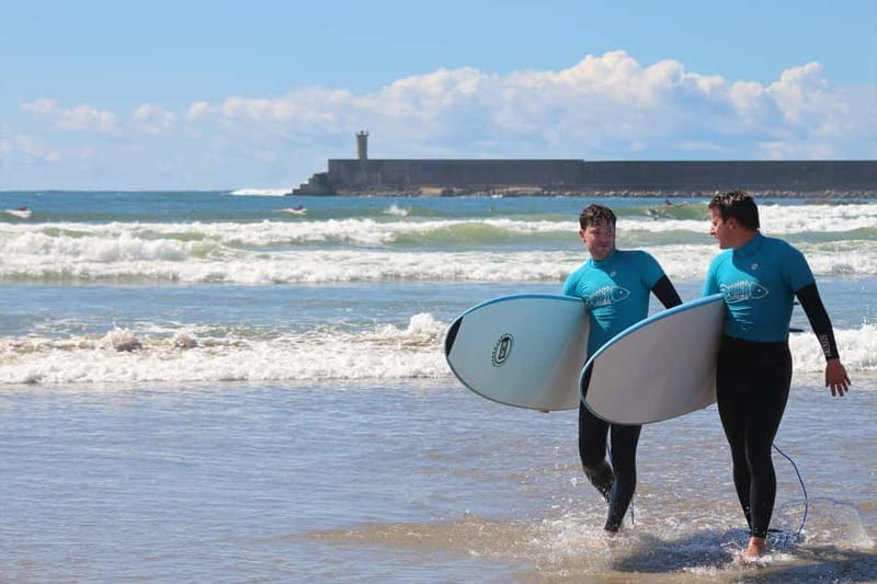 Matosinhos: Surfing Lesson with Equipment - Should you book it?