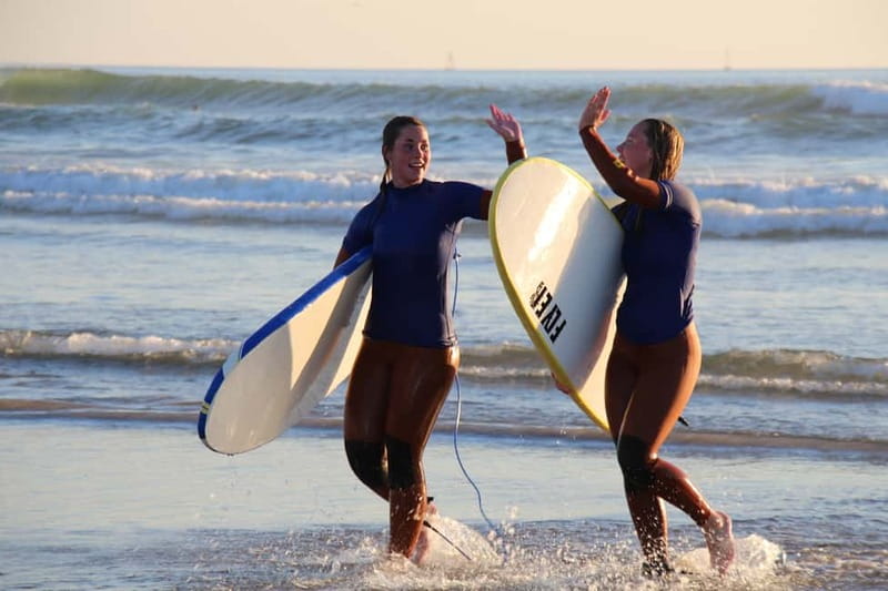 Matosinhos: Surfing Lesson with Equipment - The 90 minutes in the sea
