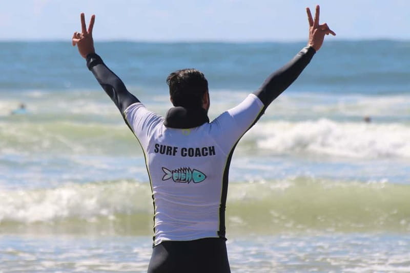 Matosinhos: Surfing Lesson with Equipment - Getting to the school from Porto