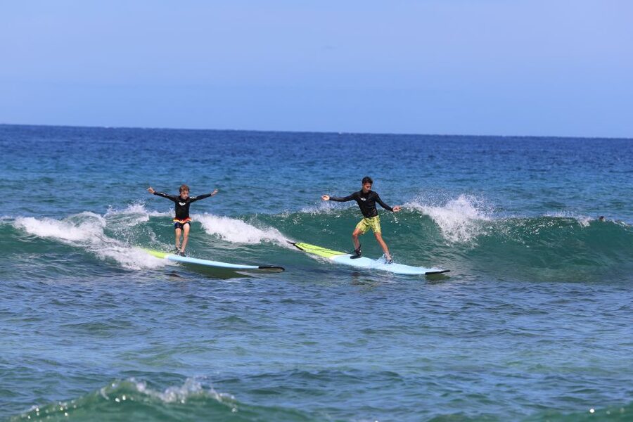 Maui: Private Surf Lesson - Paddling out and learning the pop-up