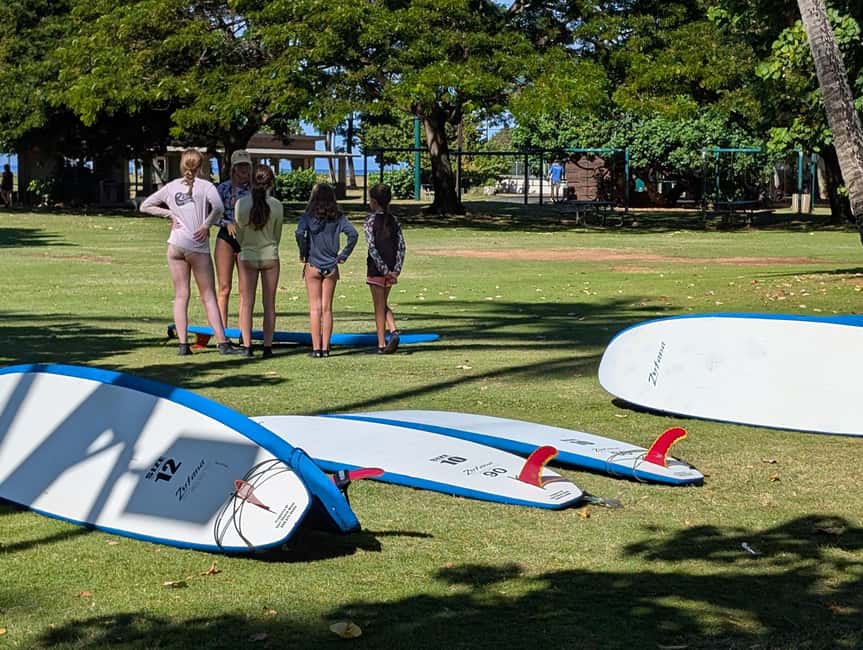 Maui: Surfing Lesson for everyone ; pure fun! - Equipment included, with a few things still on your list