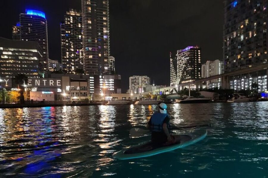 Miami: City Lights SUP or Kayak Night Tour - What to wear and what to protect