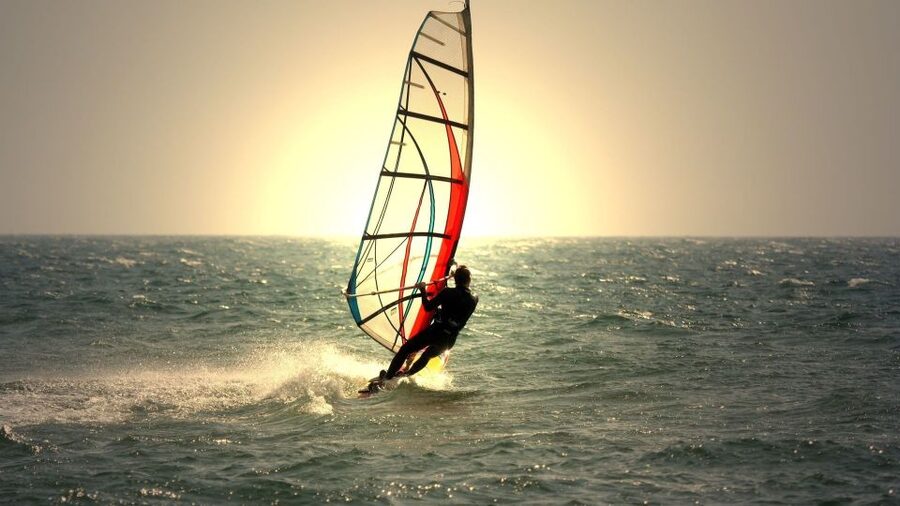 Miami: Windsurfing for Beginners and Experts - A realistic one-hour flow