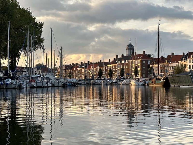 Middelburg: Canoe or SUP Rental City Centre - The 1.5-hour paddle through Middelburg