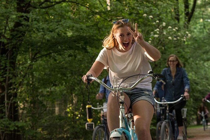 Mini Classic Bike Tour @ 4pm incl. Beer Garden & Surfers 2,5 hrs - Key points to know before you pedal away