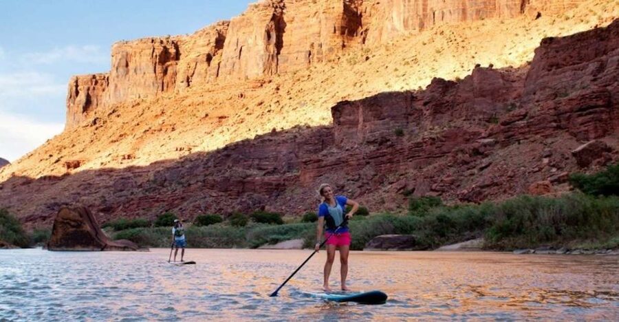 Moab: Stand-Up Paddleboard with small rapids on Colorado - Why this river trip feels different from a basic paddle