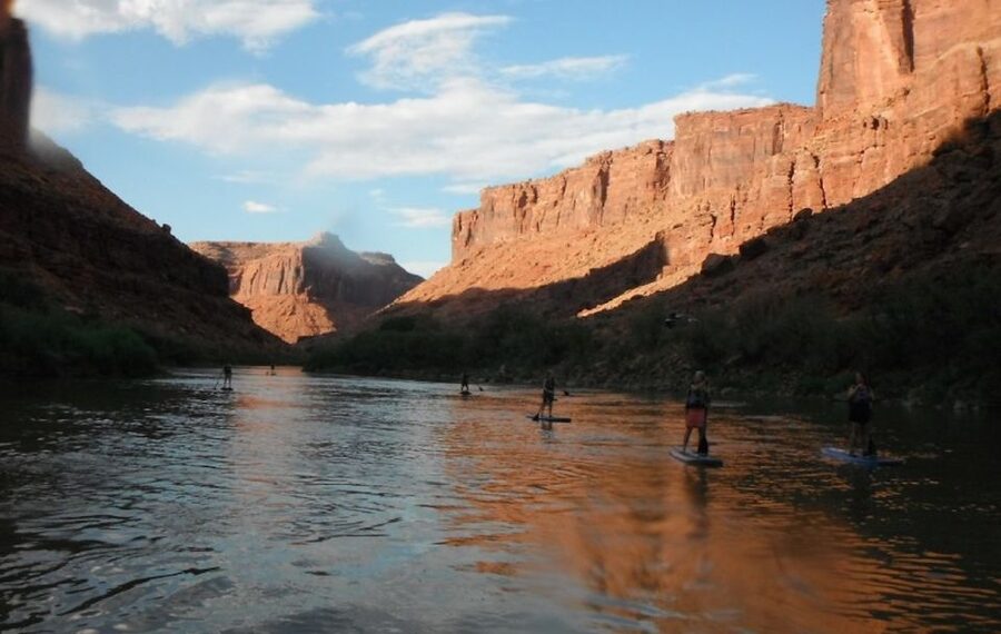 Moab: Stand-Up Paddleboard with small rapids on Colorado - The 15-minute ride to the Colorado River