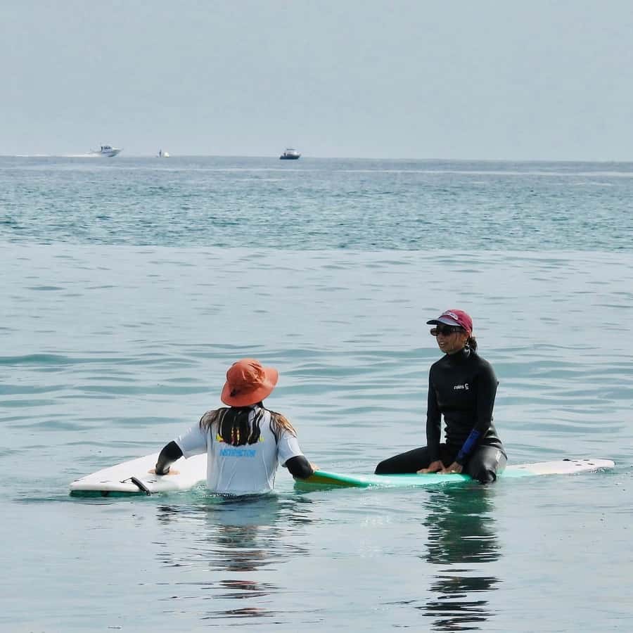 Mount Maunganui: Private Surf Lesson - Meeting at the Mount Surf School tent
