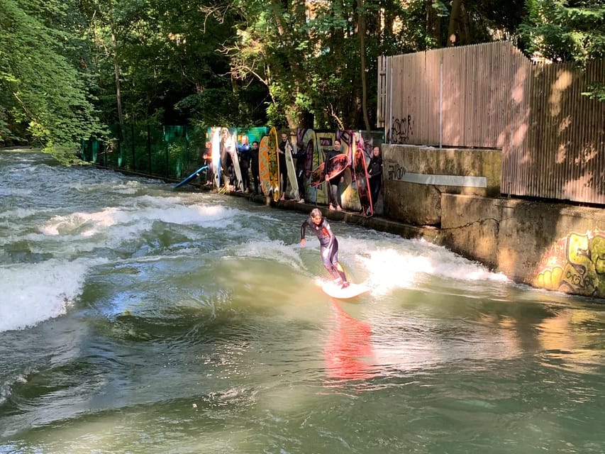 Munich: Eisbachwelle River Surfing Experience - Who should book the Eisbach session?