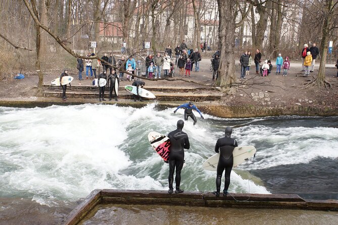Munich: Surf Experience In Munich Eisbach River Wave -Germany - One hour in the Englischer Garten