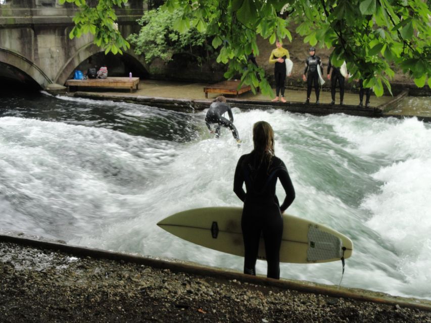Munich Surf Experience Surfing In Munich Eisbach River Wave - Meeting Max in Altstadt-Lehel