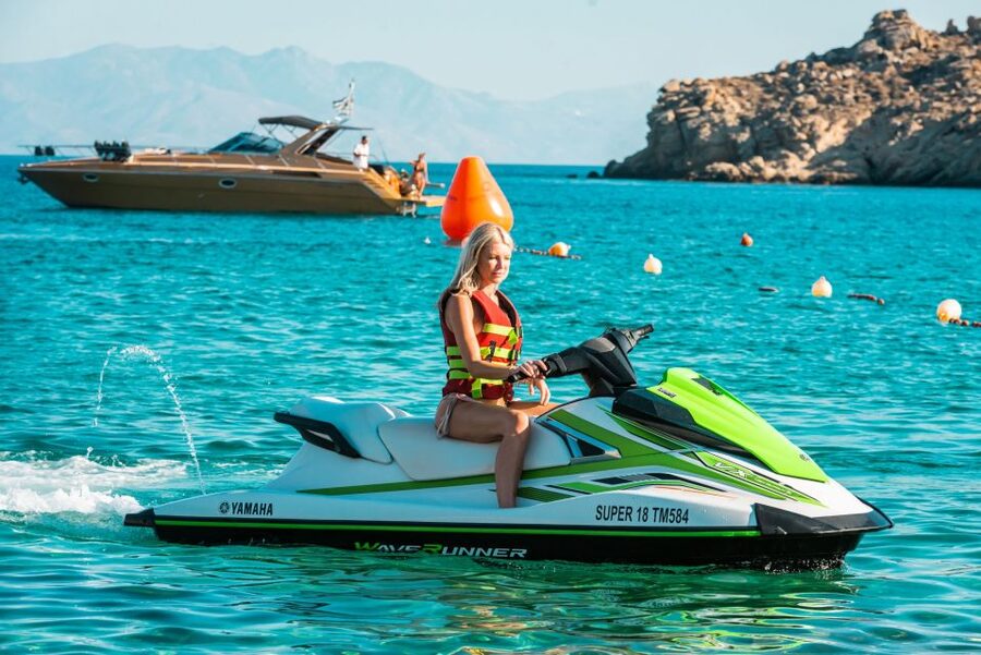 Mykonos: Super Paradise Beach Jet Ski, Canoe, & SUP Rental - How the instructors affect the experience