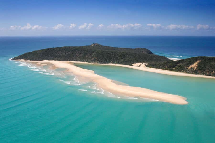 Noosa: Epic Learn to Surf Safari 4x4 - Double Island Point - Why Double Island Point works for first-time surfers