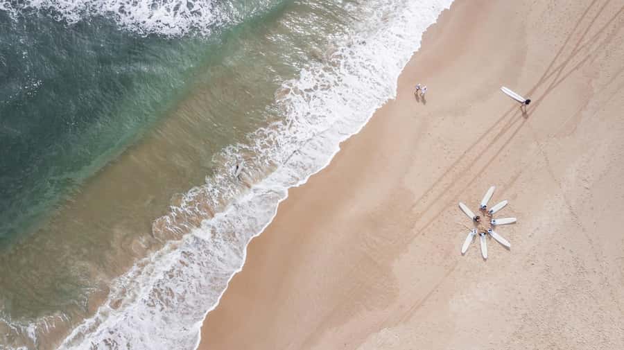 Noosa Heads: 2 Hour Surf Experience on the Sunshine Coast - Families, children, and different confidence levels