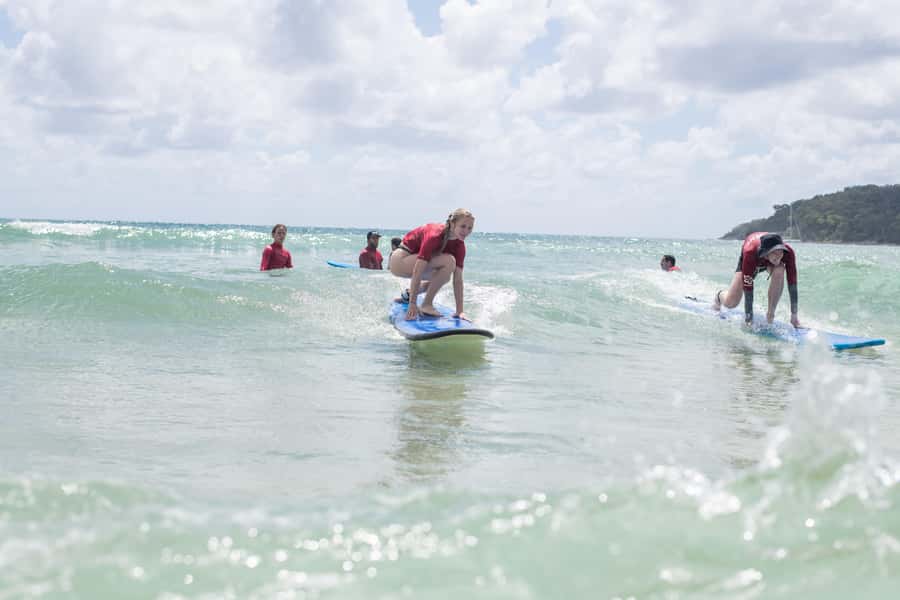 Noosa Heads - 2-Hour Surf Lesson with Expert Instructors - A good family activity, date, or solo challenge