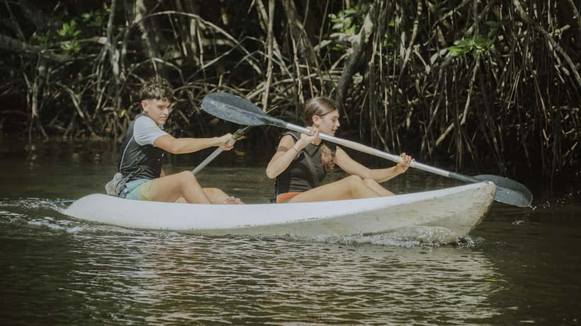 Nusa Lembongan: Mangrove Kayak or Paddleboard Adventure - Meeting your guide and getting ready