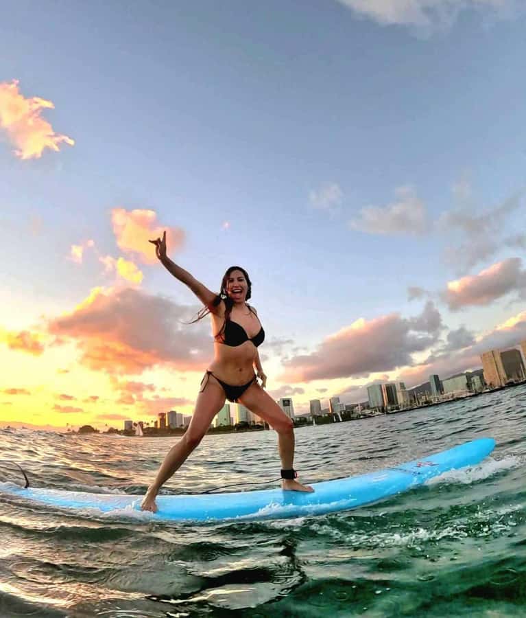 Oahu: 1-on-1 Surfing Lesson in Waikiki - Meeting at Waikiki’s small triangular beach