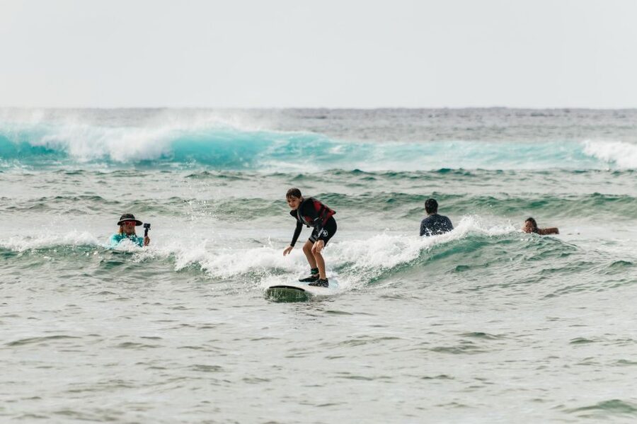 Oahu: Beginner-Friendly Waikiki Beach Surfing Lesson - Key points to know before you book