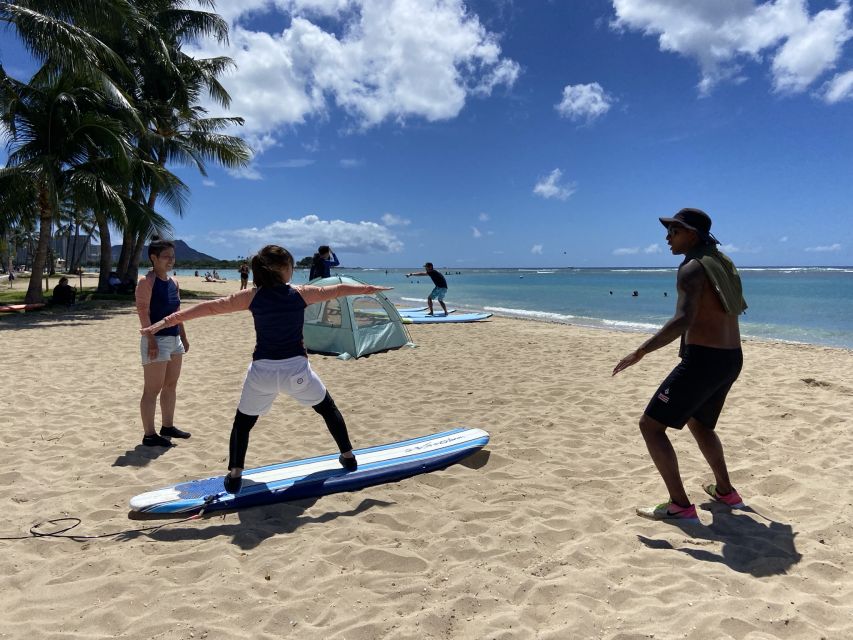 Oahu: Surf Lesson - Why the small group matters in the water