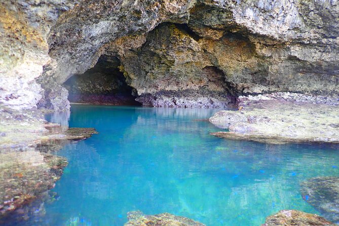 Okinawa Ishigaki Kabira Bay SUP or Canoe and Blue Cave Snorkeling - Why this four-hour Ishigaki tour works well