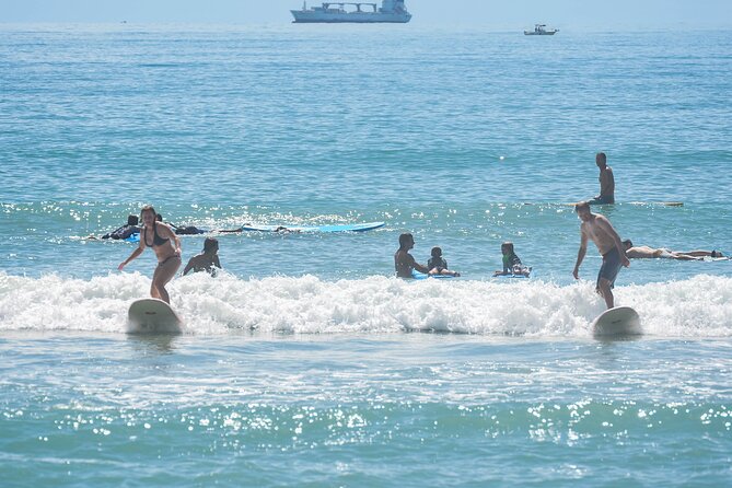 One Hour Surf Lesson with Experienced Instructor - Why a quiet morning can help