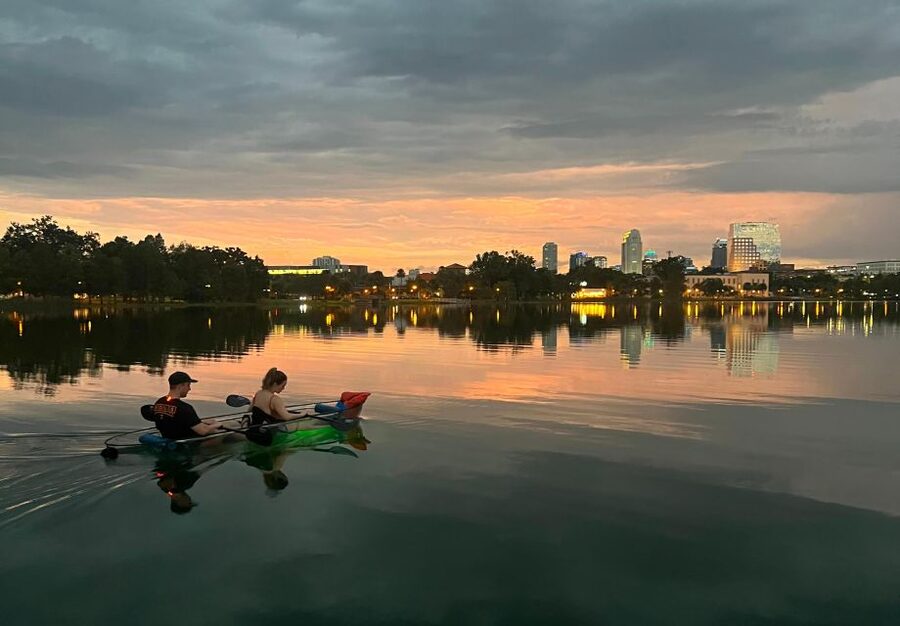 Orlando: Sunset Clear Kayak or Paddleboard in Paradise Tour - A sunset paddle in the middle of Orlando