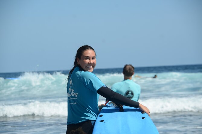 Pack 2 People Surf Course in Playa del Inglés and Maspalomas - Equipment, insurance, and small extras