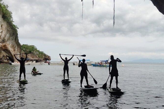 Paddleboard adventure to the arches of Mismaloya - About two hours among the arches and caves