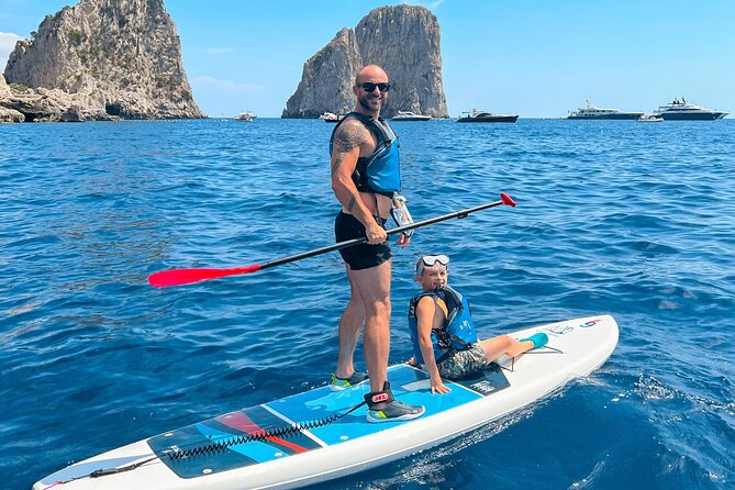 Paddleboard in Capri between caves and beaches. Photos included! - Timing, group size, and changing conditions