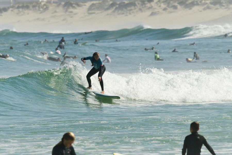 Peniche:Surf lessons Beginners ,Intermediate, advance level - What is included, and what is not