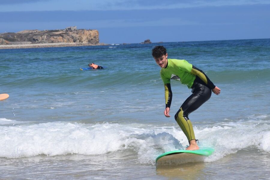 Peniche: Surfing Lessons for all surf levels - Choosing between private and small-group instruction