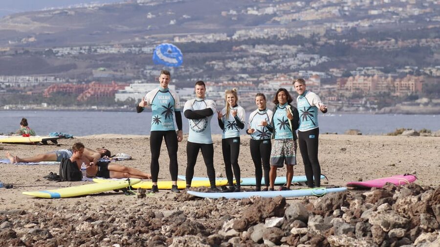 Playa de Las Americas: Surfing Group Lesson +13 Years old - Jurek and the value of careful instruction