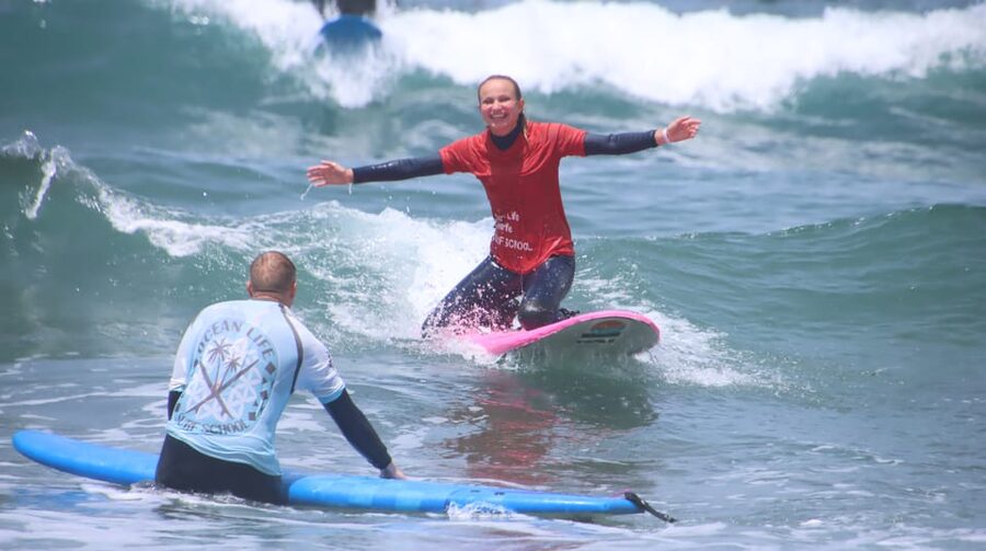 Playa de Las Americas: Surfing Group Lesson +13 Years old - Who will get the most from this activity