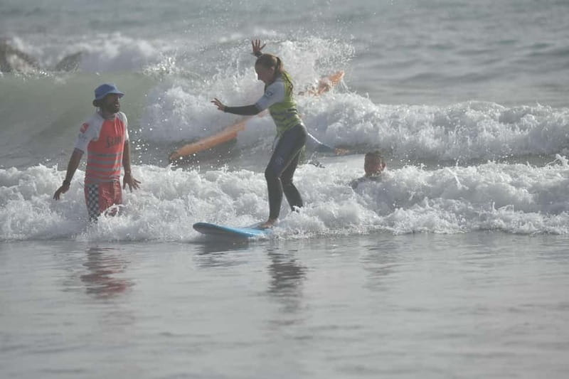 Playa de Las Americas: Surfing Lesson with Photo Analysis - The first 30 minutes: board skills before the waves