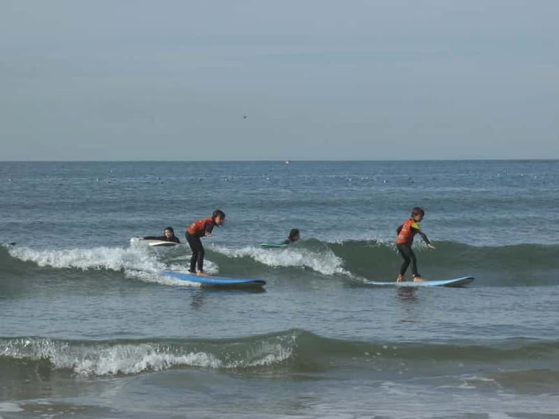 Porto: Surf Lesson in a small group - What the 90-minute lesson includes