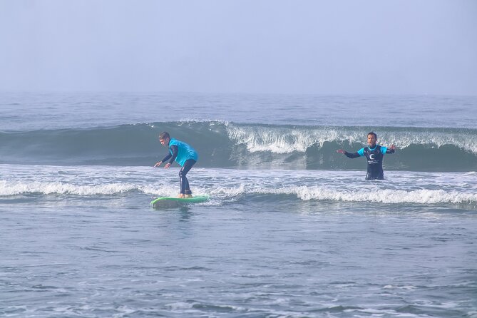 Porto Surf Lessons with transportation - Why the small group matters