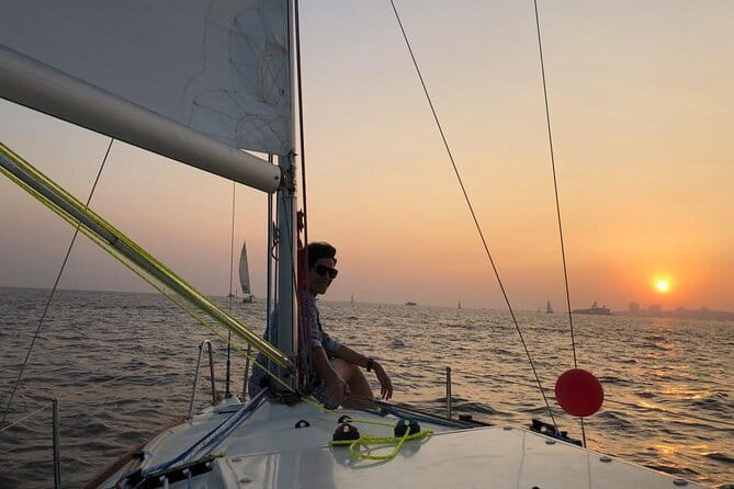Private Beginner Windsurfing Course in Mandwa - What the strongest parts of the experience offer