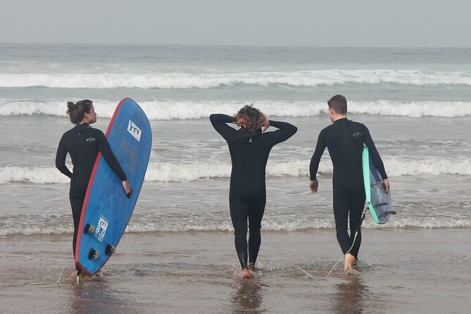Private Half Day Surfing Lesson with Pickup - The first half hour: warm-up and take-off practice